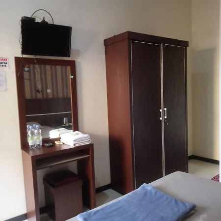 Riki Guesthouse Syari'Ah Jepara Bagian luar foto