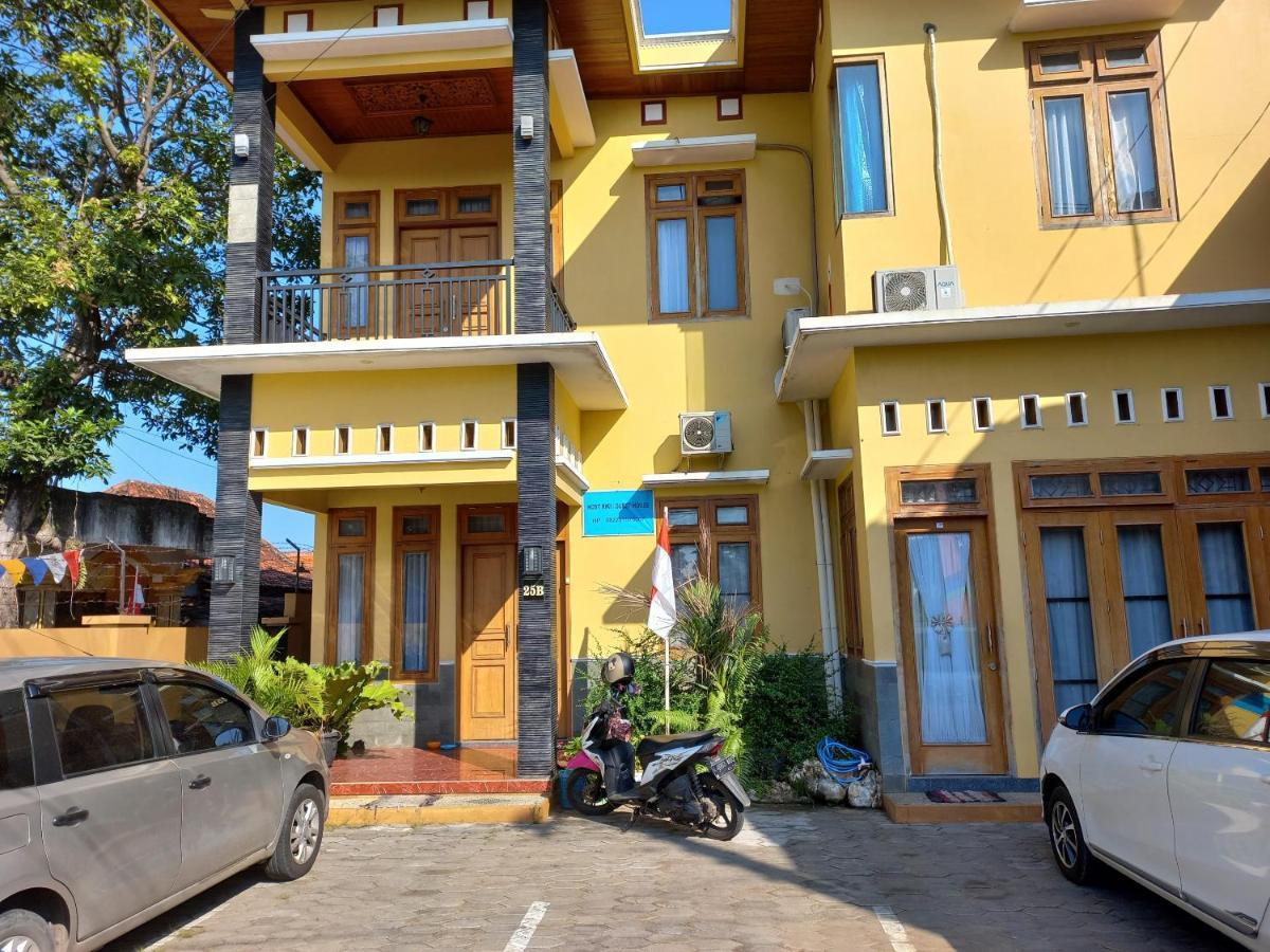 Riki Guesthouse Syari'Ah Jepara Bagian luar foto